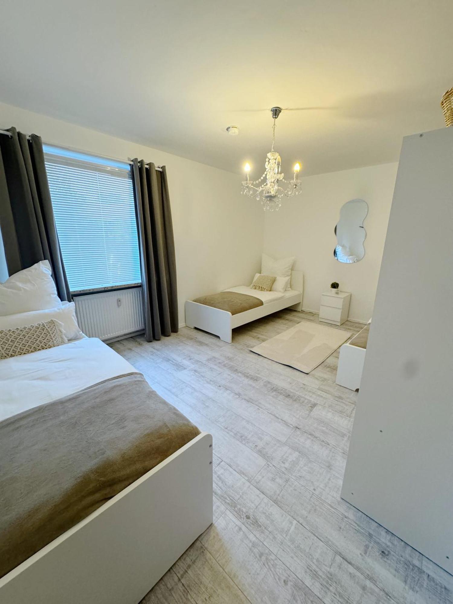 90M2 I Central I Netflix I Wifi I Free Parking I Lia Apartments Hannover Exterior photo